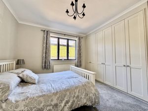 Photo 16- click for photo gallery